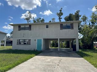 711 47th St W, Palmetto, FL 34221