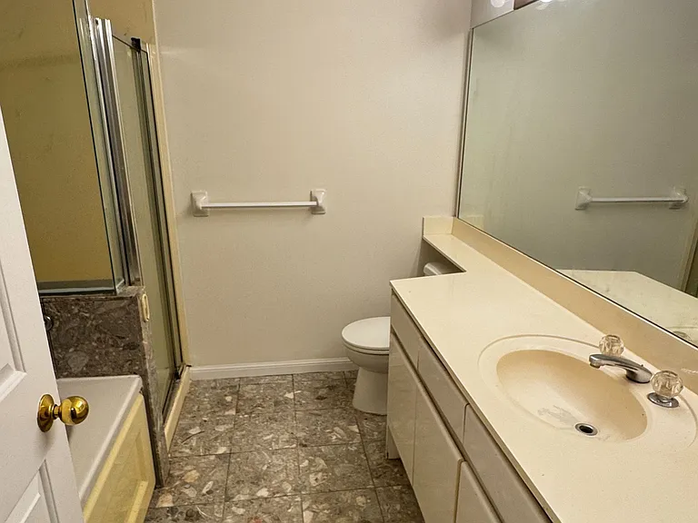 7 Carlton St #1101 — Photo 12