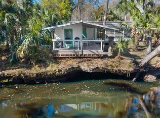 1806 River Rd NE, Steinhatchee, FL 32359