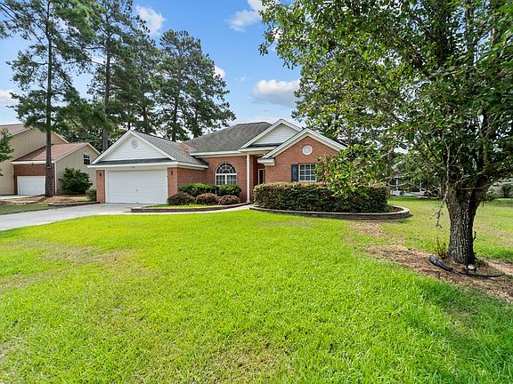 3rd image of 119 Pampas Dr