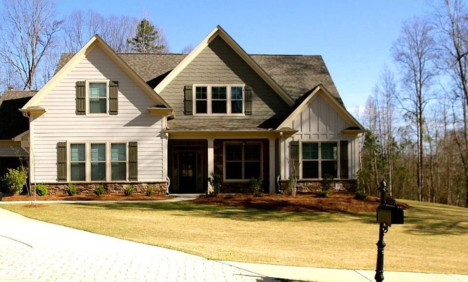 1st image of 1032 Sterling Lake Dr