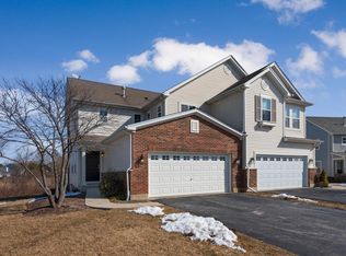 1495 Yosemite Cir, Crystal Lake, IL 60014