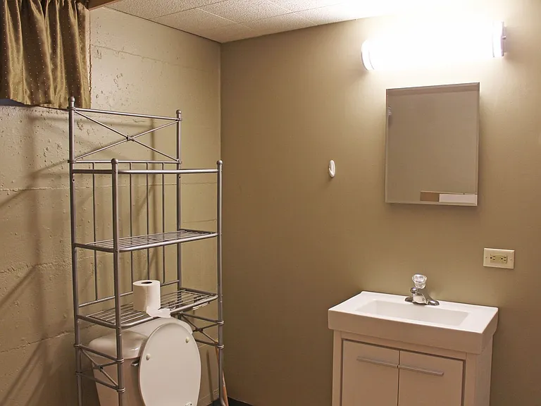 1707 S 10th Ave #2 — Photo 9
