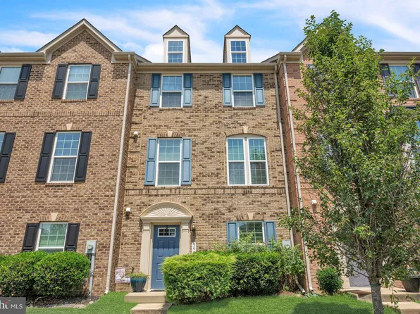 5410 Saint Rita Dr, Waldorf, MD 20602