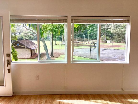 Living Room overlooking Park