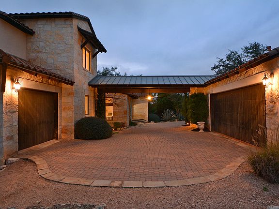 5th image of 17905 Breakwater Dr