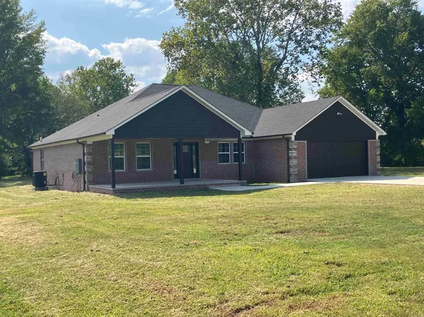 2807 Wire Rd, Clarksville, AR 72830