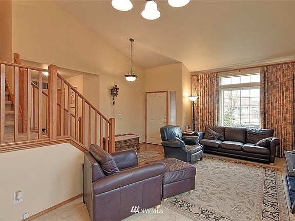5th image of 5727 66th St NE