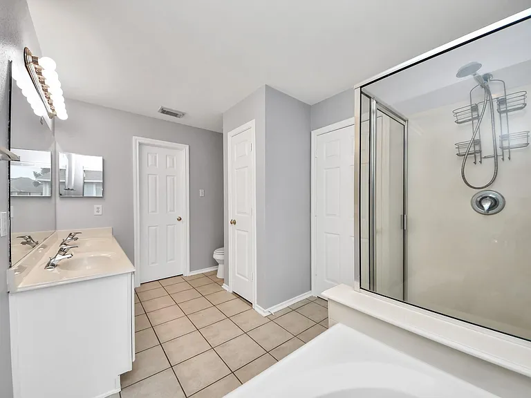 16526 Cairngrove Ln — Photo 34