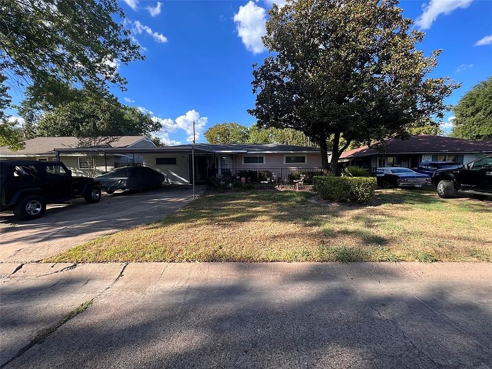 1st image of 8534 Sonneville Dr