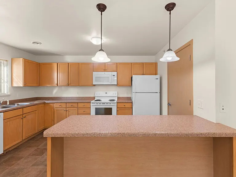 706 Fulton St — Photo 4