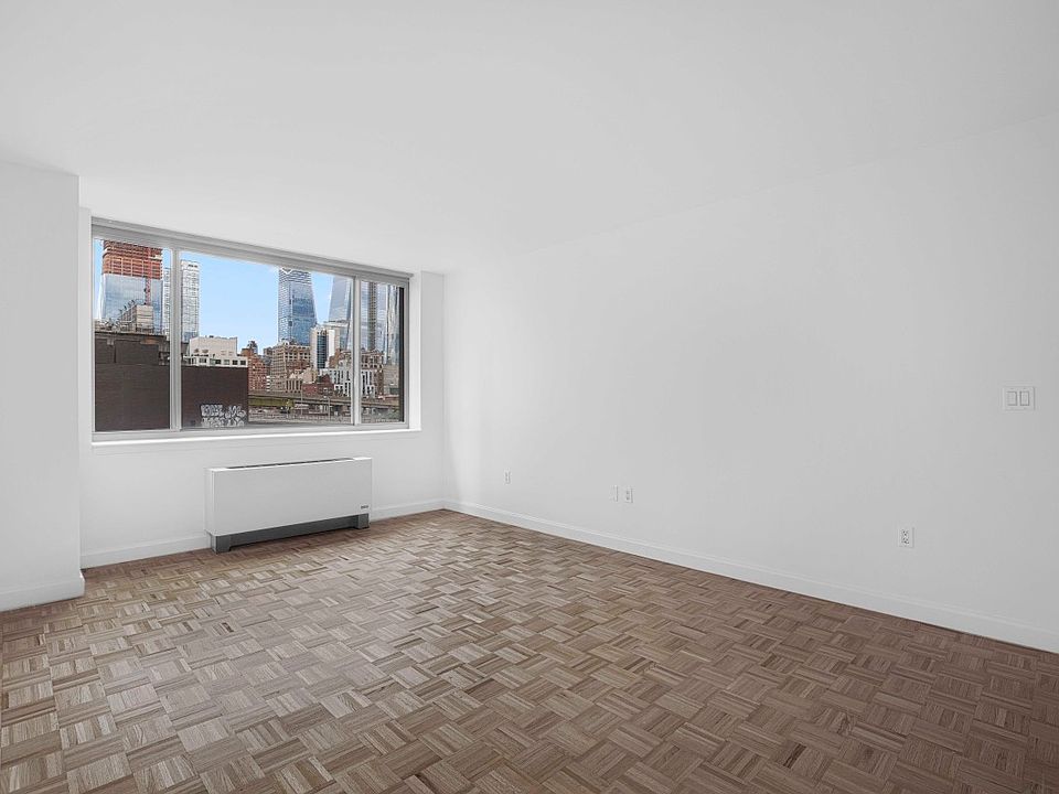 1st image of 360 W 43rd St APT S6a
