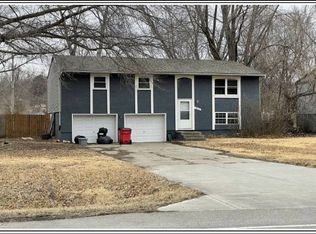 18608 E Truman Rd, Independence, MO 64056