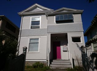 325 18th Ave E, Seattle, WA 98112