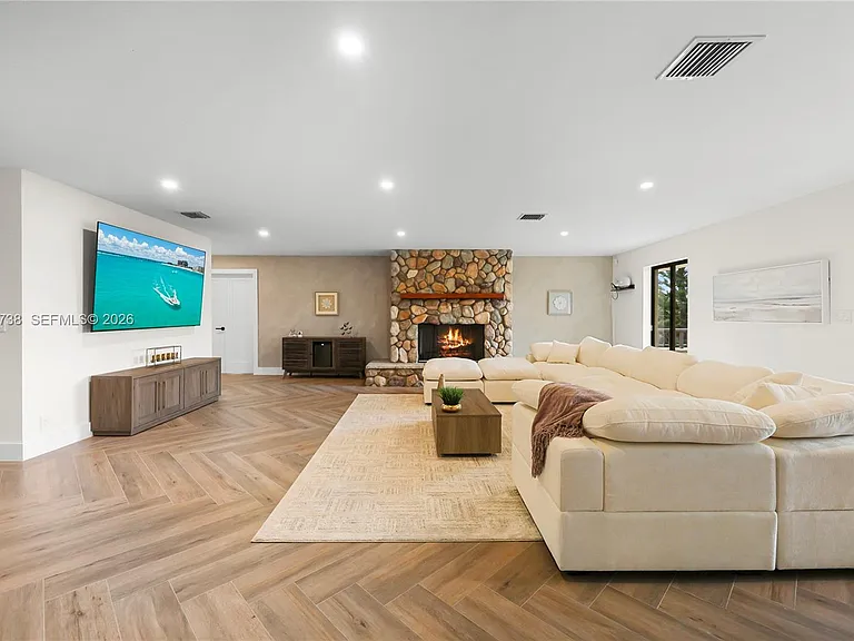3320 SW 121st Ave — Photo 42