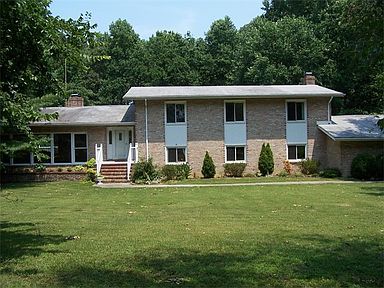 4815 Warwick Ct Prince George Va 23875 Zillow