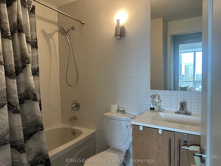 120 Homewood Ave #1603 — Photo 16