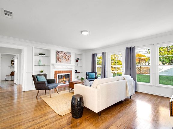 5th image of 2339 Fairmont Ave