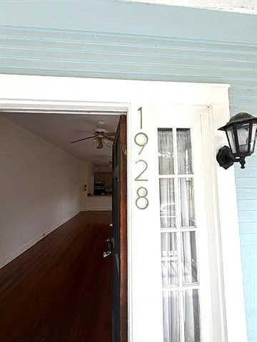 1928 Burdette St — Photo 3