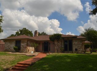 1327 Stonewood Dr, Carrollton, TX 75006