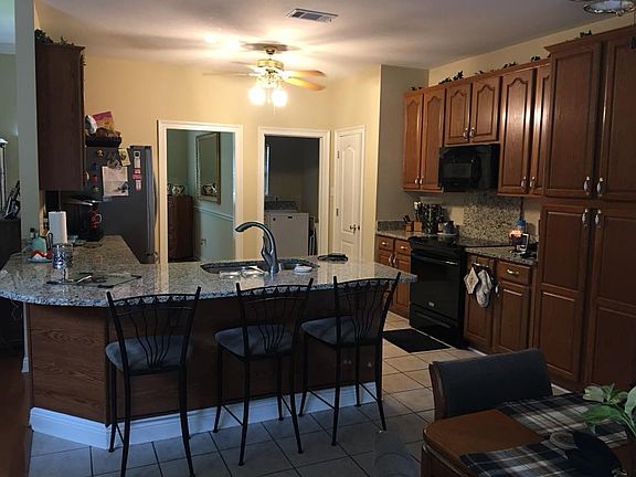 4th image of 37223 Hidden Oaks Ln