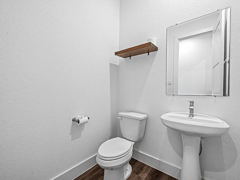 4227 Magliana Ln — Photo 9
