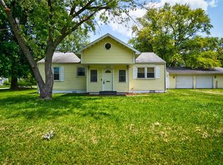 1870 N Dennis Ave, Decatur, IL 62526
