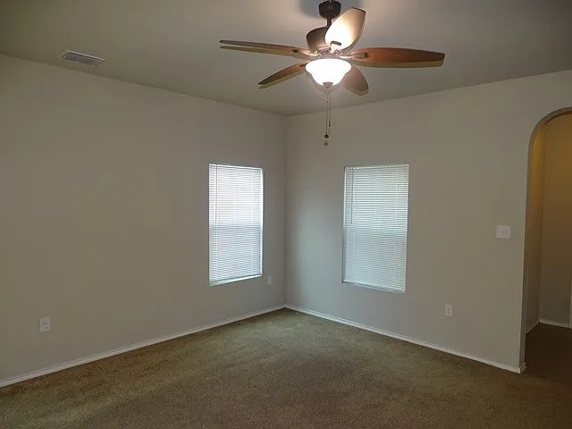 5826 Grandwood Dr — Photo 4