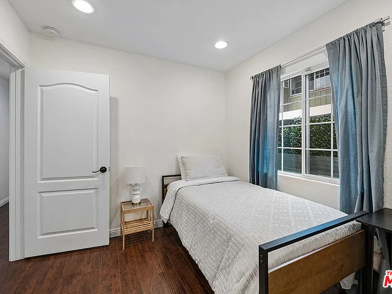 3707 Exposition Blvd — Photo 14