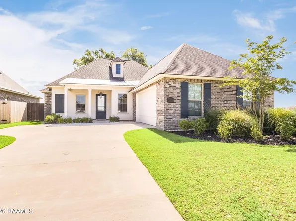209 Sweet Harvest Rd, Youngsville, LA 70592