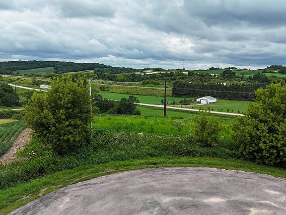 2nd image of LOT 1 Heirloom Rd
