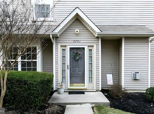 5701 Essex Ln, Mount Laurel, NJ 08054