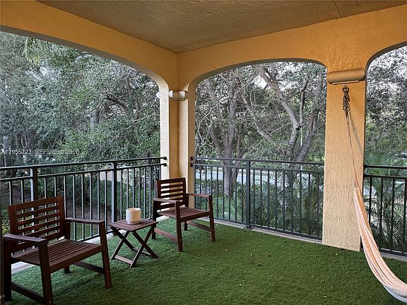 3rd image of 1547 Passion Vine Cir