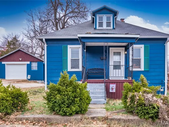 614 McKissock St, De Soto, MO 63020