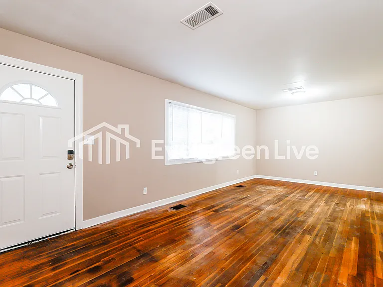 5574 Hartsdale Dr — Photo 10