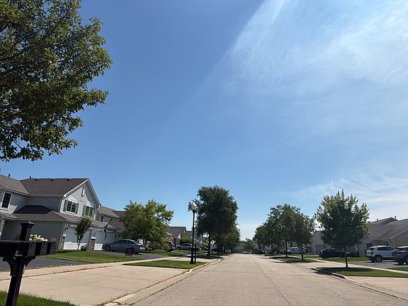 5th image of 2640 Carlisle Ln
