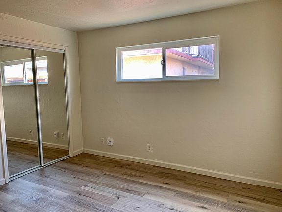 5th image of 191 Village Ct APT 2