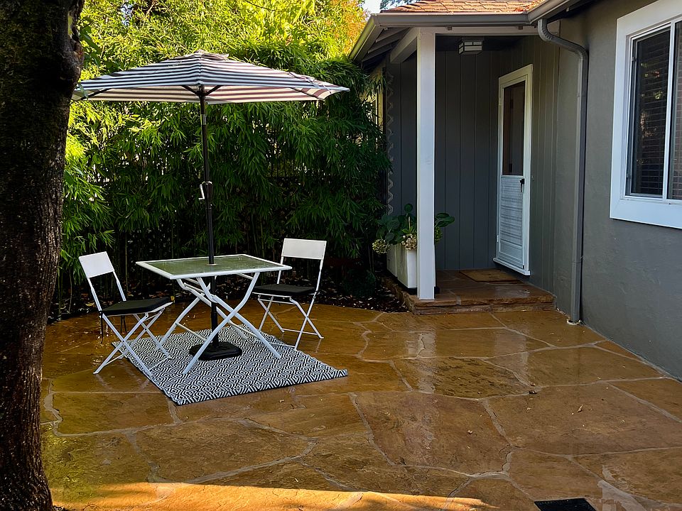 1st image of 839 Sir Francis Drake Blvd #1