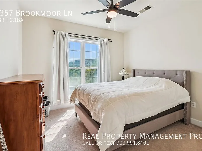 2357 Brookmoor Ln — Photo 15