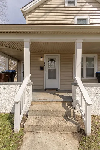 125 Bell St #B Photo 1