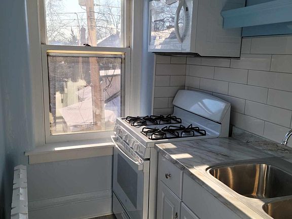 2nd image of 1-100 Oxford St #1
