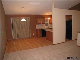 3rd image of 21308 Flagstone Dr