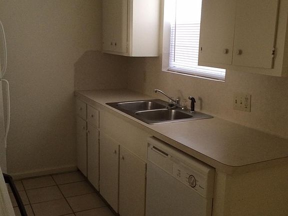 2nd image of 303 N Bates St APT C