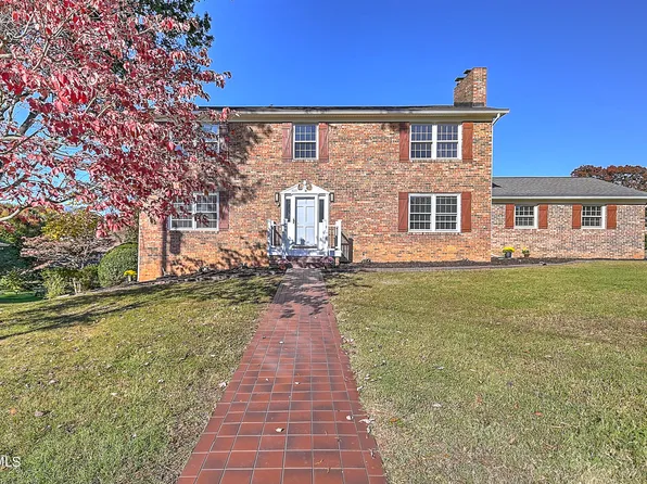 309 Coralwood Dr, Kingsport, TN 37663