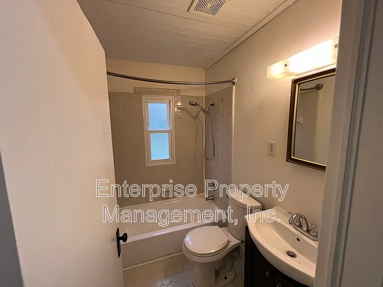 801 Bowen Cir — Photo 13