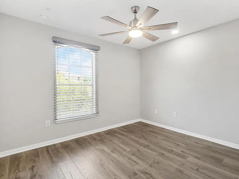 7323 Snowden Rd #1305 — Photo 10