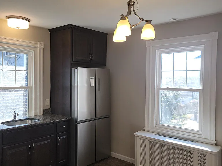 113 Grayling Ave #2 — Photo 3