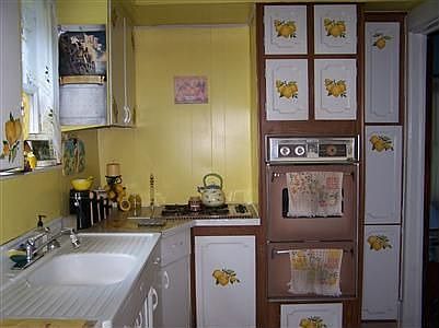 Bright and cheery kitchen