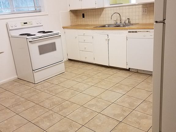 3rd image of 268 N Emerson Ave