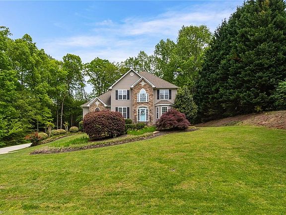 2nd image of 2551 King William Dr
